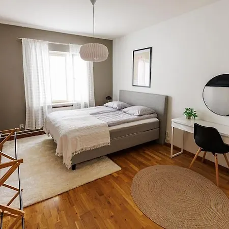 Idyllic One Bedroom In The Center Of For Four People Apartment